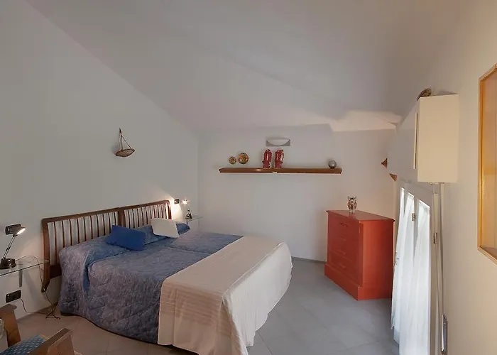 Maestrale 2 アパート マリーナ・ディ・ピエトラサンタ